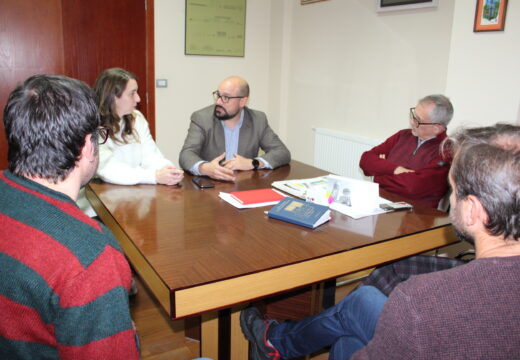 Membros do goberno municipal de Ames visitaron Carballo para interesarse por varios proxectos municipais